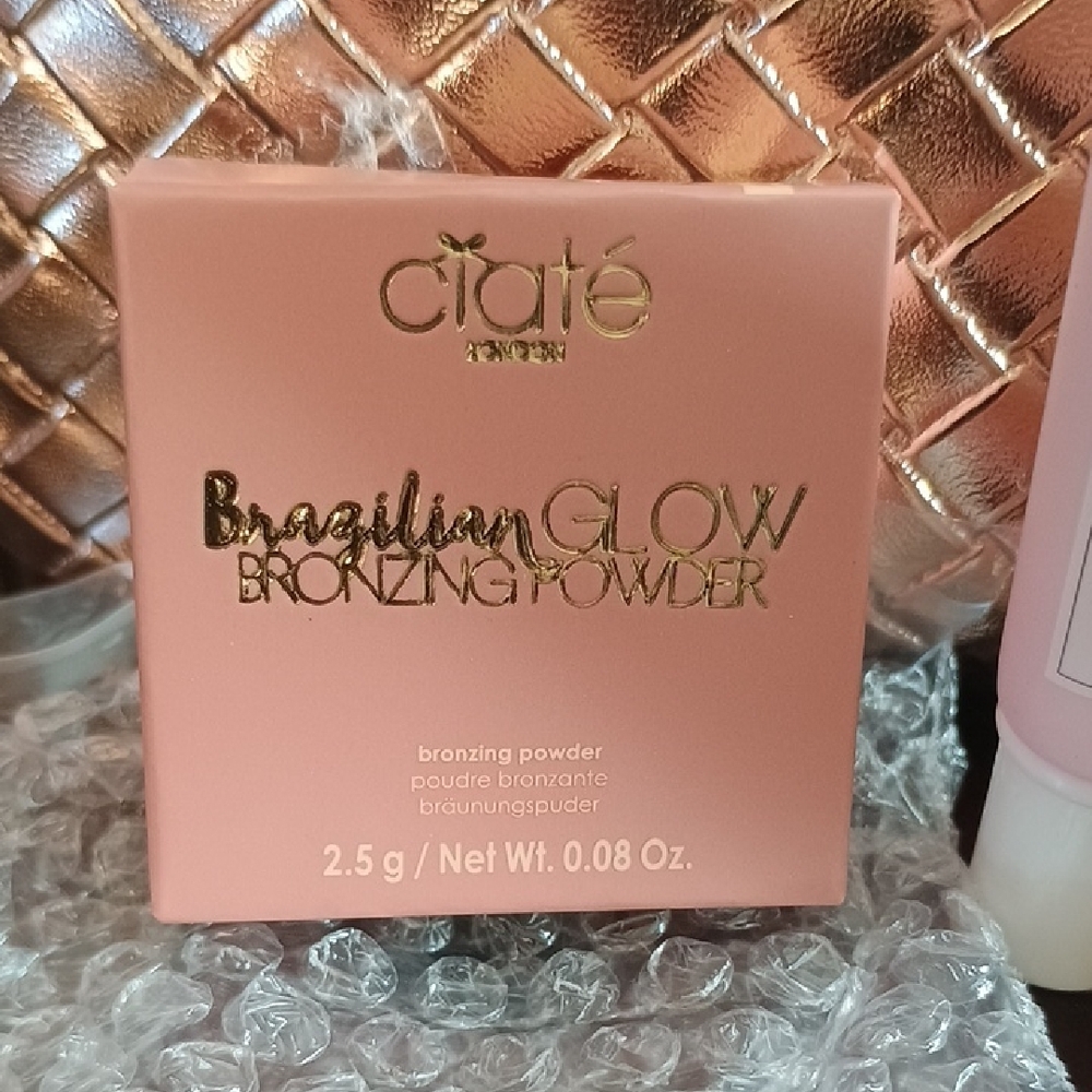 Ipsy Clean Slate Bundle - Picture 2 of 6
